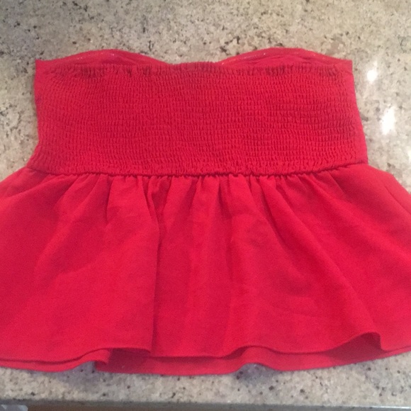 Cute H&M Strapless Peplum Top - Picture 5 of 8